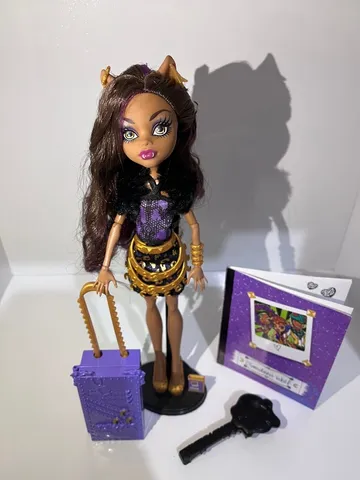 Monster High Doll, Clawdeen Wolf com Acessórios e Cão de Estimação, Bo