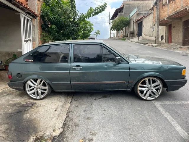 Gol quadrado turbo rebaixado com rodas 17