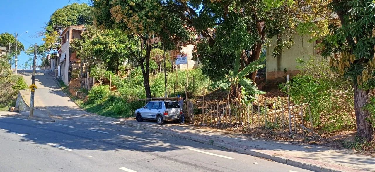 Vendo Terreno Escriturado 252m² próximo  Leste Oeste  - Foto 5