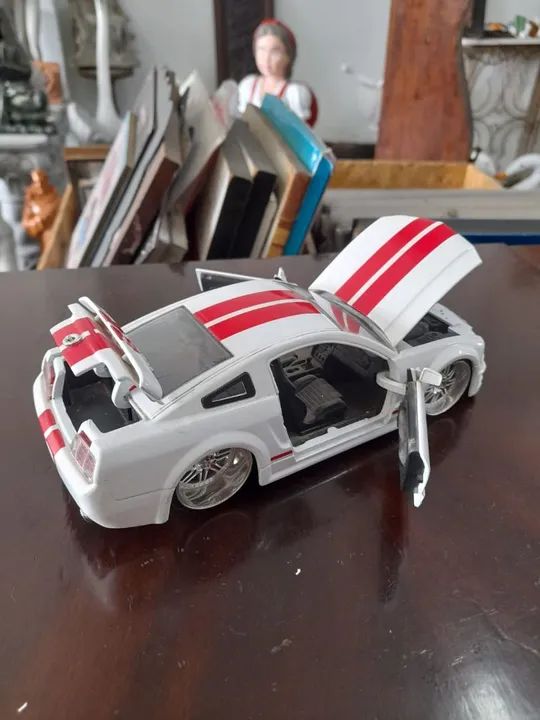 Miniatura de carro 1:24 Jada , Mustang GT - Foto 4