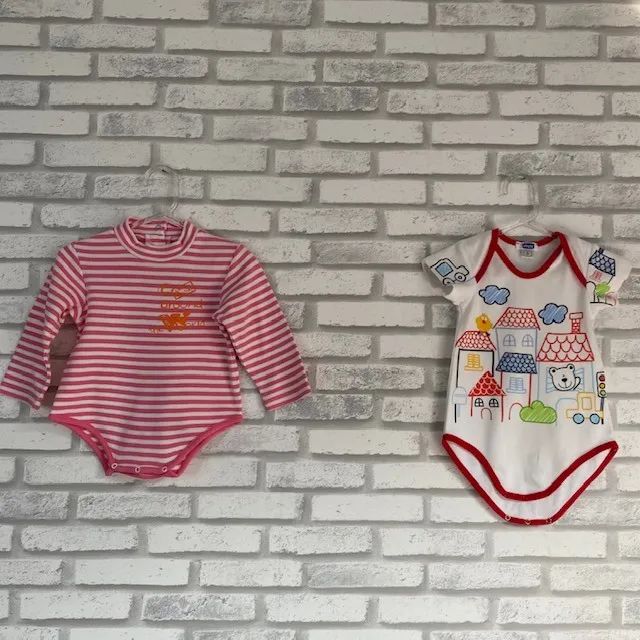 Kit 3 Peças Chicco Vestido Amarelo + Body Listrado Rosa e Branco Desenhado Tamanho 9 Meses - Foto 4