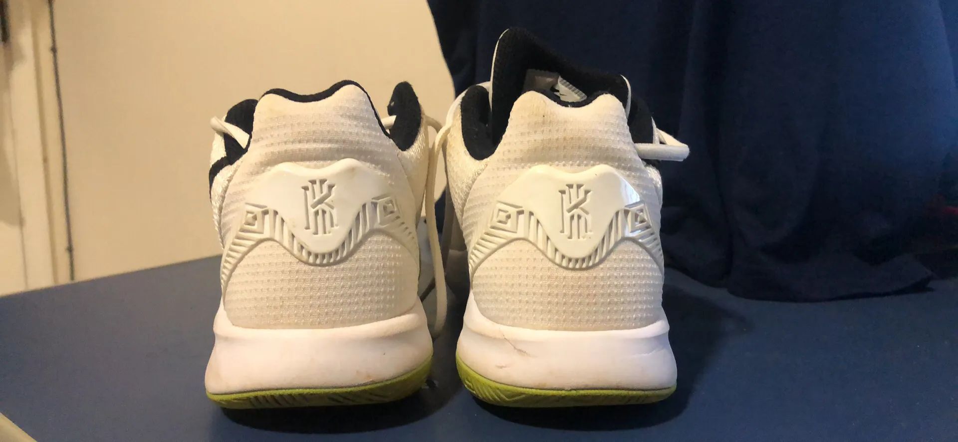 Nike kyrie irving olx best sale