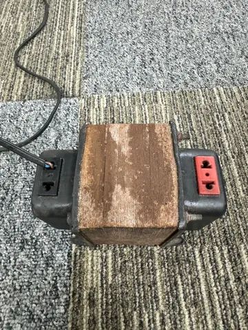 Transformador 220 / 110 funcionando perfeitamente