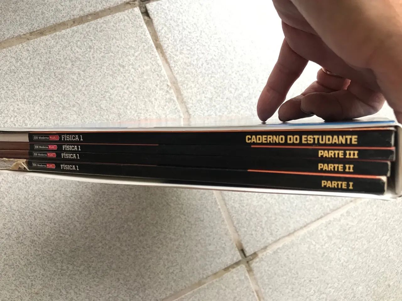 Livro e apostila  - Foto 3