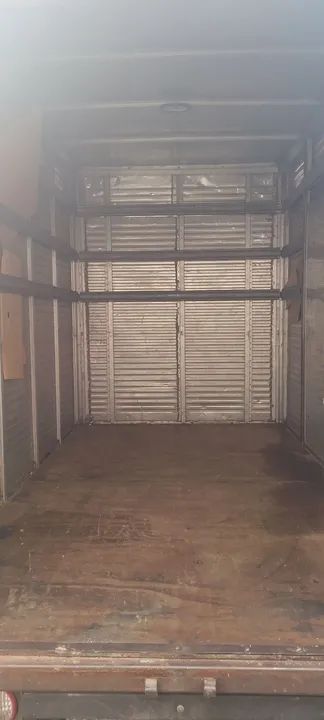 FAÇO CARRETOS E PEQUENAS MUDANÇAS 