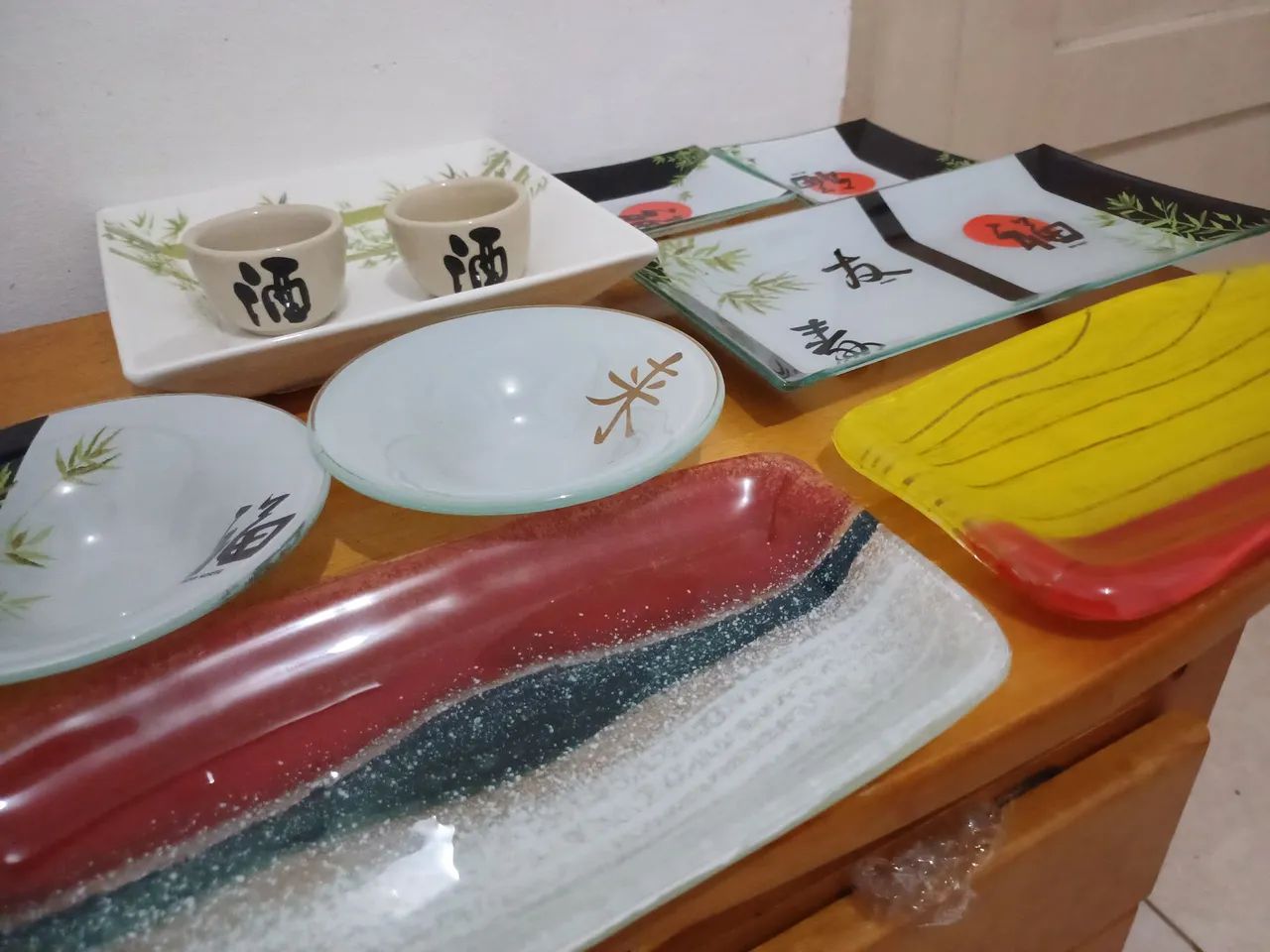 Kit de pratos de cerâmica para sushi e sake - Foto 3