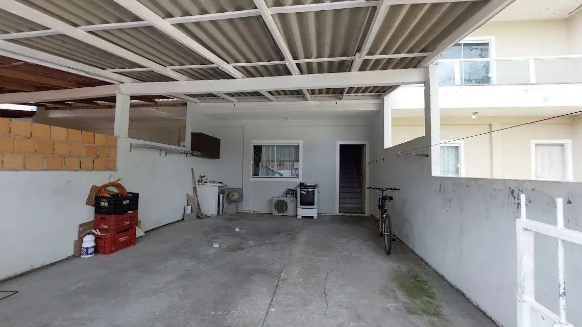 Sobrado para venda com 60 metros quadrados com 2 quartos em Pachecos - Palhoça - SC