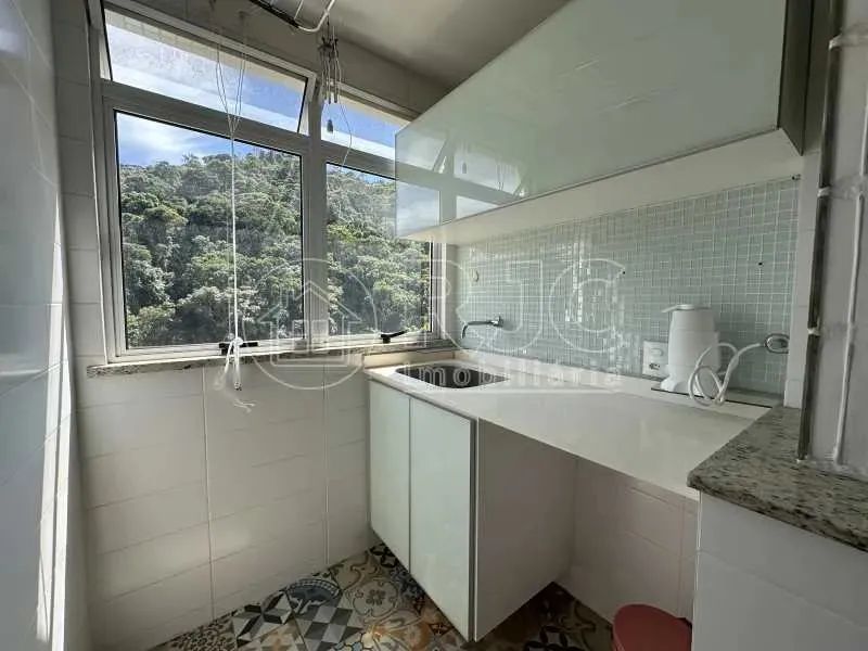 Imóvel para venda possui 80 metros quadrados com 2 quartos em Tijuca - Teresópolis - RJ - Foto 4