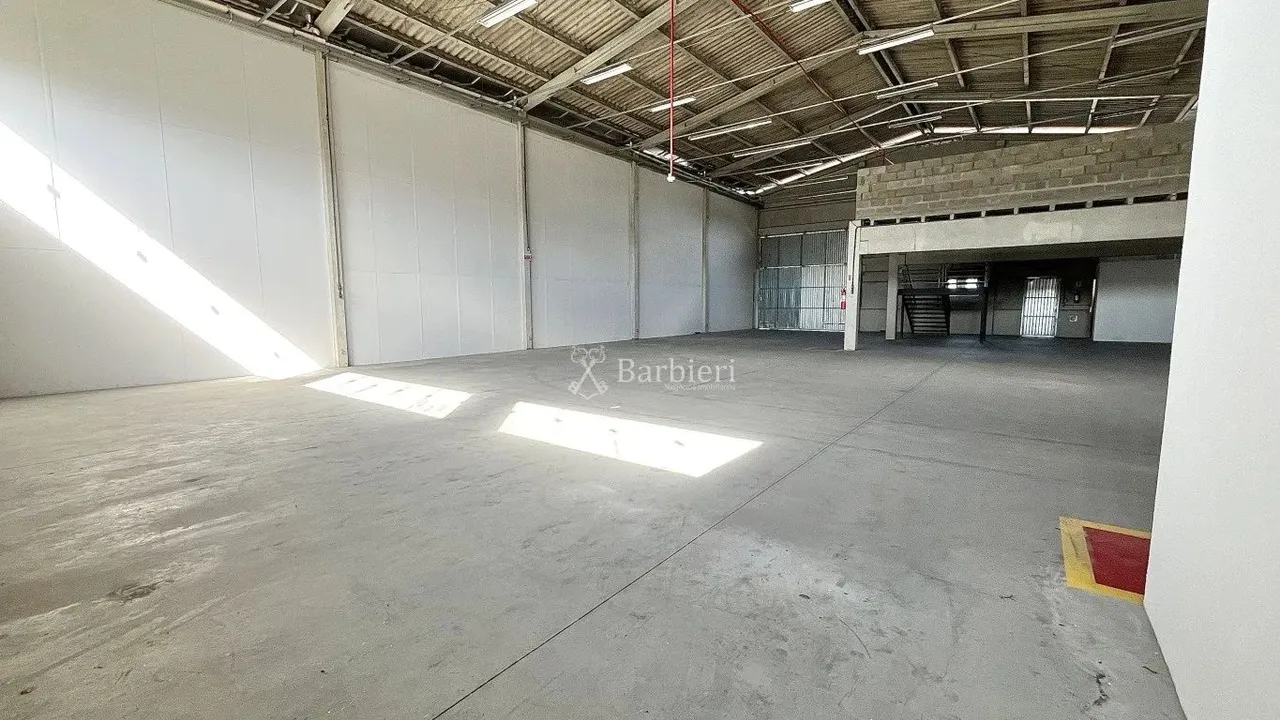 Galpão para locação na Itoupava Central em Blumenau infraestrutura completa em localização