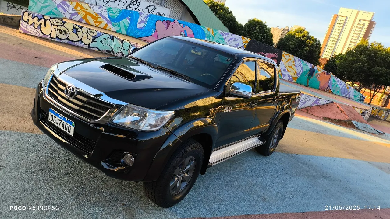 TOYOTA HILUX 2012 Usados e Novos