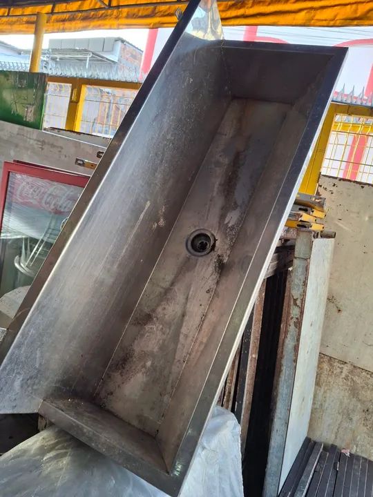 PIA LAVATÓRIO DE INOX 