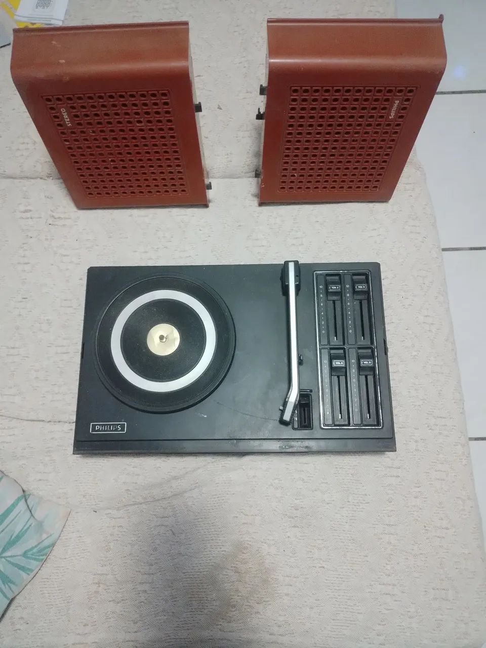 Vitrola antiga Philips  - Foto 3