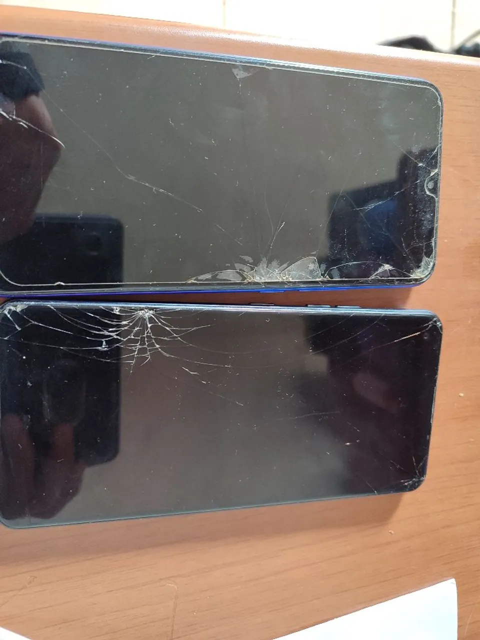 Celulares pra arrumar tira peças