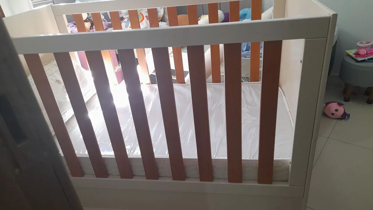 Berço infantil usado pouquíssimas pouquíssimas vezes - Foto 2
