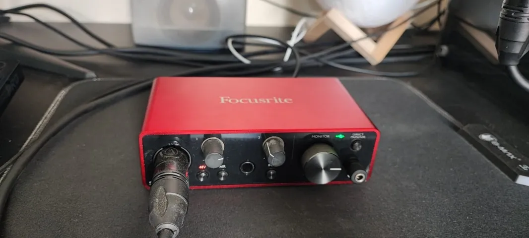 【新品未使用】Focusrite / Scarlett Solo Amazon.co.jp: Focusrite フォーカスライト オーディオ