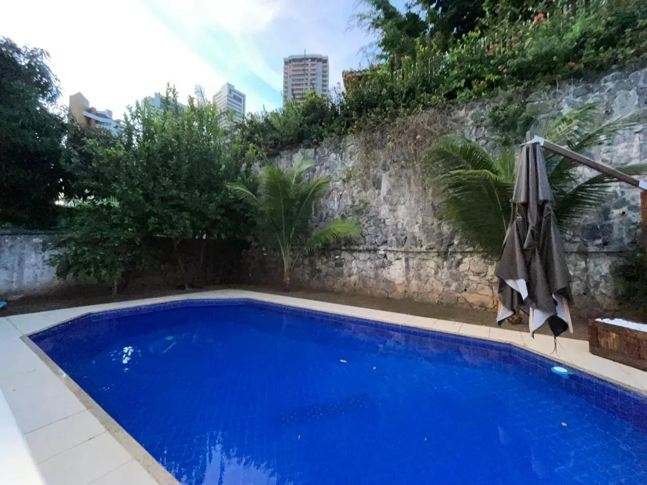 Casa Horto Florestal, Quatro Quartos e Duas Suites.577m2.Excelente! Arborização Condominia