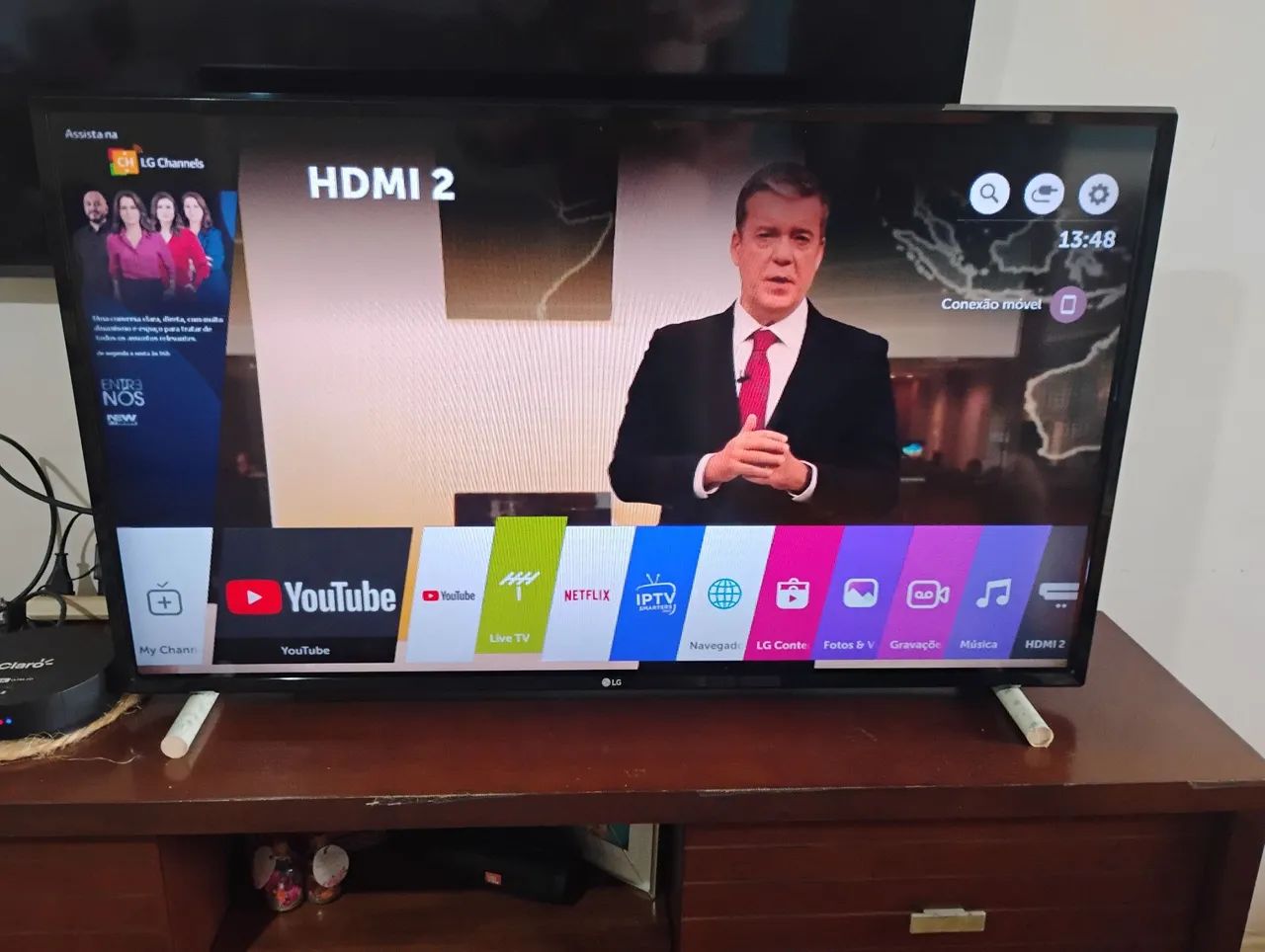 TV LG 43 polegadas Smart - Foto 2