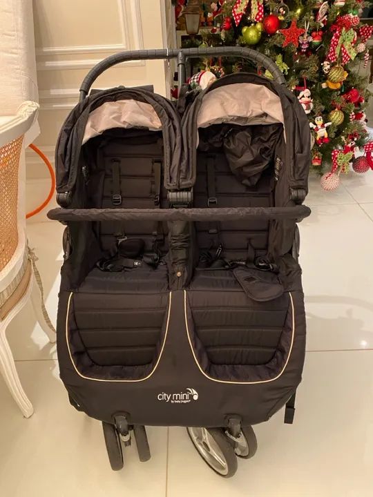 Carrinho de Bebê Duplo City Mini