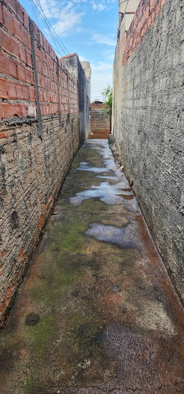 Casa de fundos na VL Fiori com 2 cômodos, banheiro e ótimo quintal privativo. - Foto 3