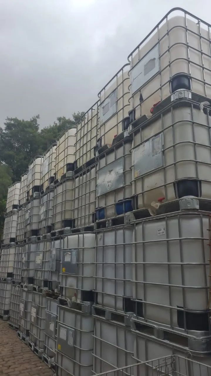 Caixa de 1000 litros com grade  - Foto 4