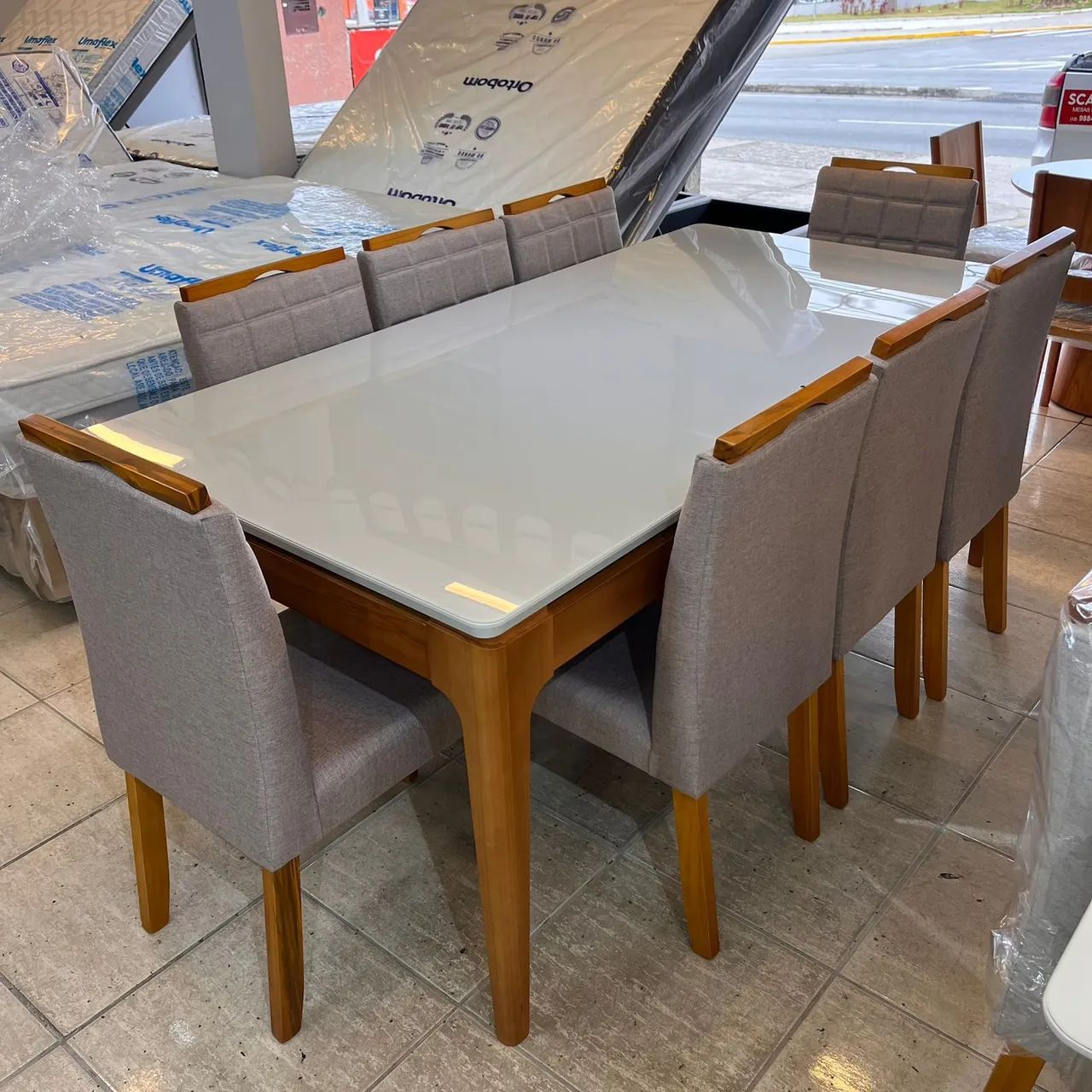 MESA DE JANTAR LINDÍSSIMA+8 CADEIRAS