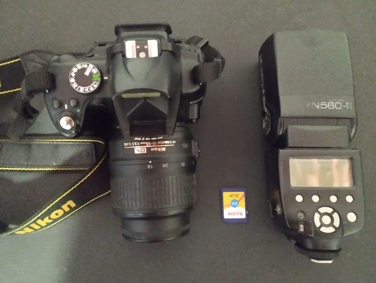 Câmera Nikon D5000 DSLR com Lente 18-55mm - Foto 3