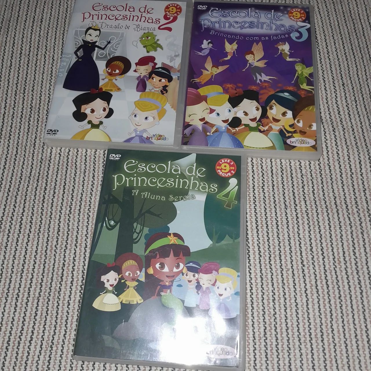 3 dvds escola de princesinhas - CDs, DVDs etc - COHAB, Recife