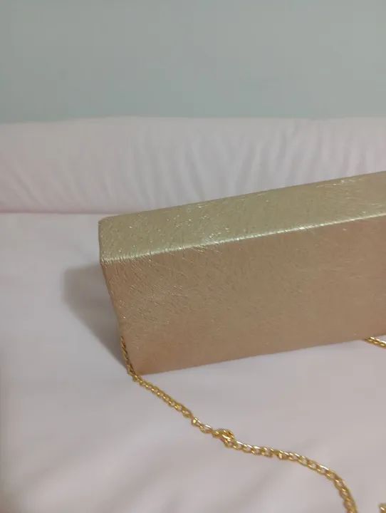 Bolsa de mão madrinha dourada  - Foto 5