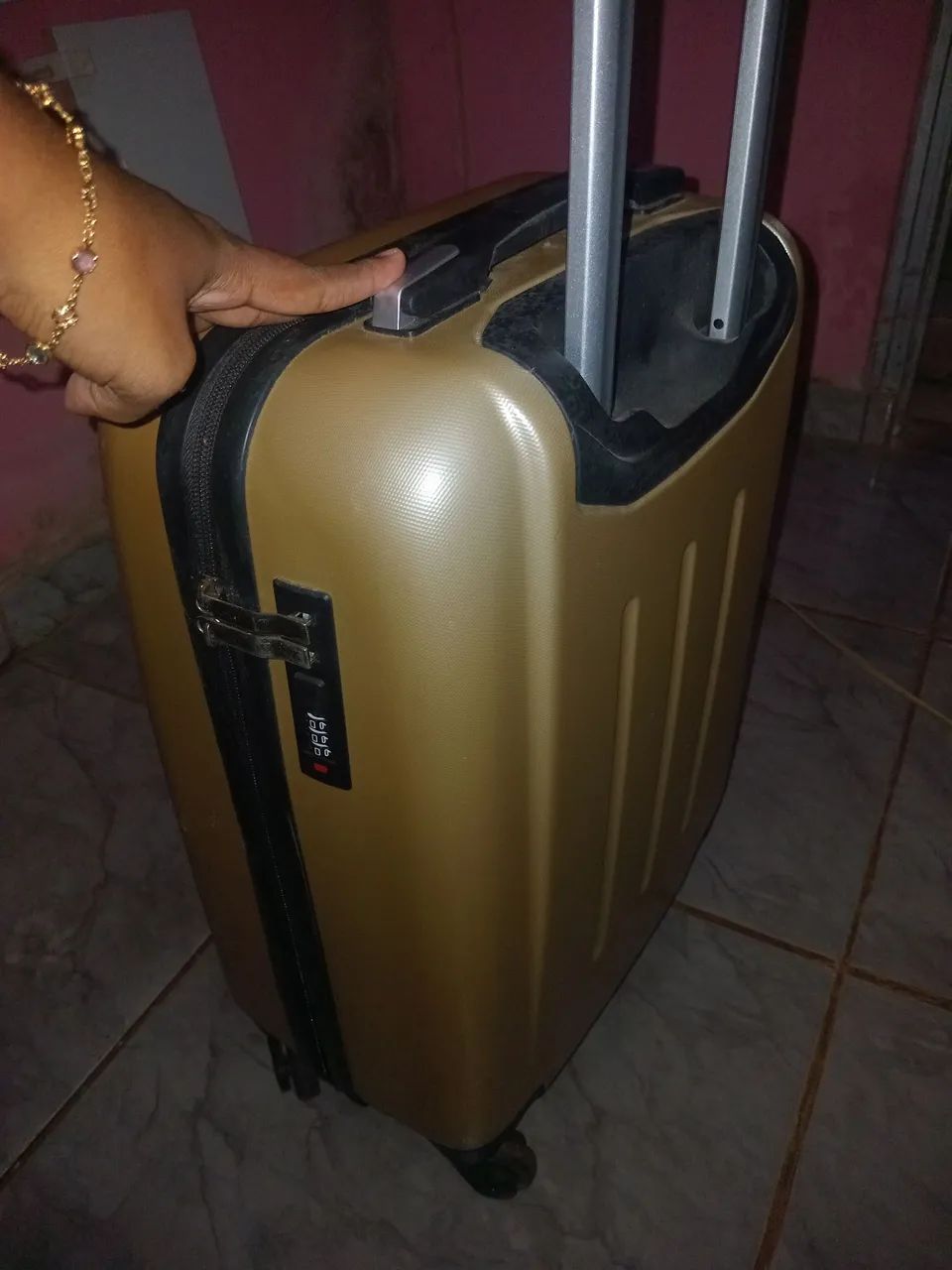 Mala de Viagem Grande Dourada