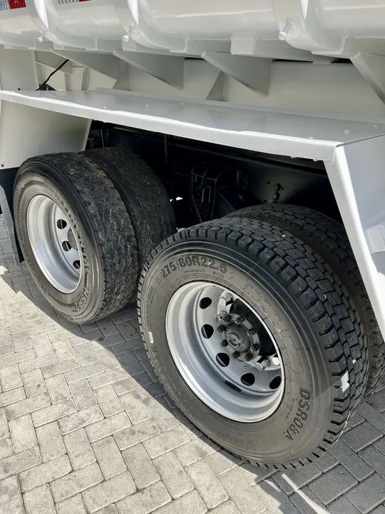 VW 24-260 Truck 6x2 2023 Cacamba Basculante - Foto 10