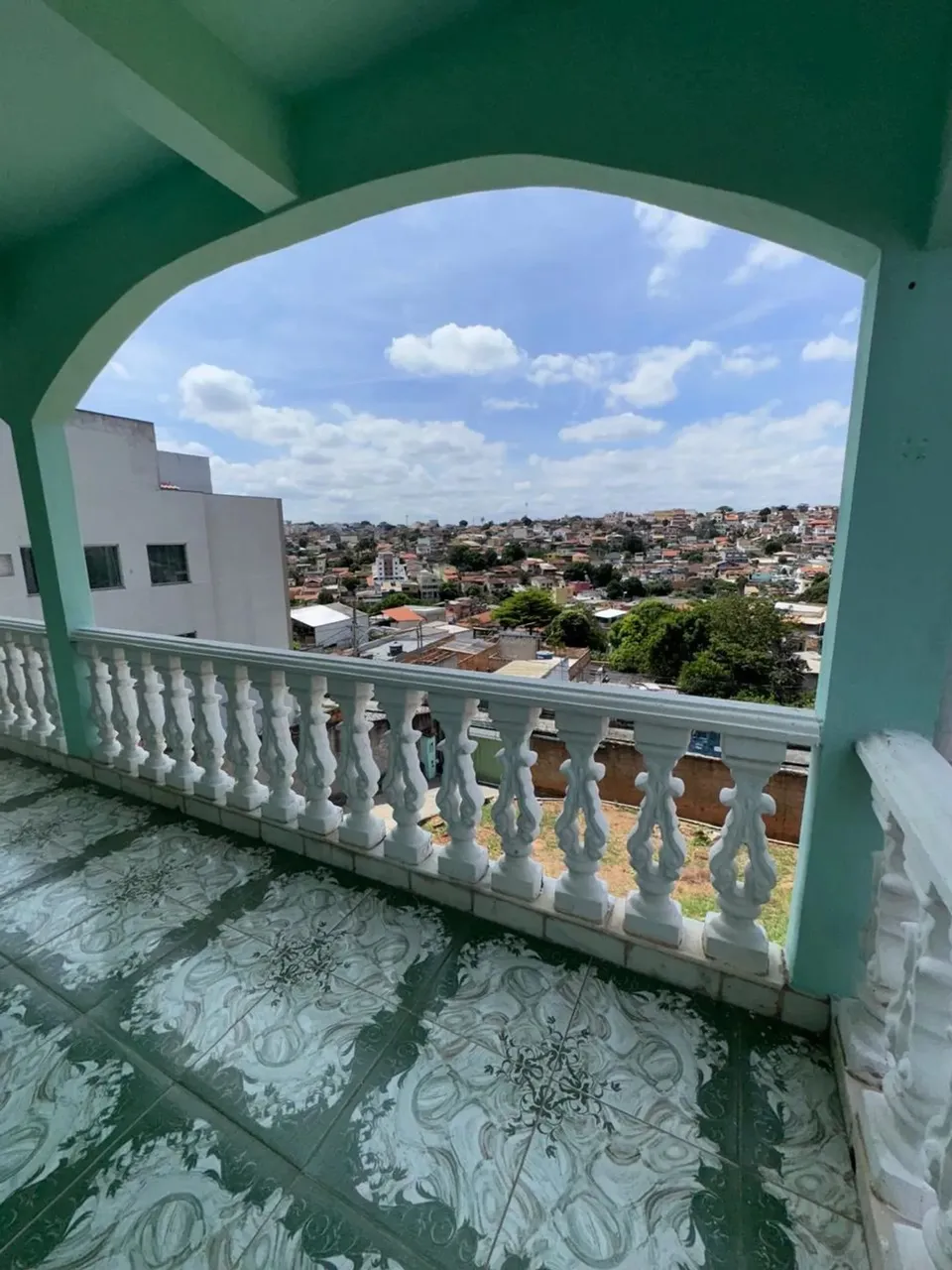 Casa com 5 quartos para alugar em Belo Horizonte