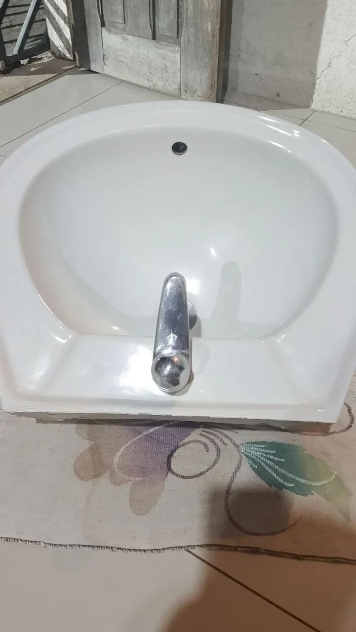 Vendo essa pia em perfeita condições. 
