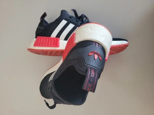 Adidas NMD_R1 Core Black / White / Solar Red Original - Foto 2