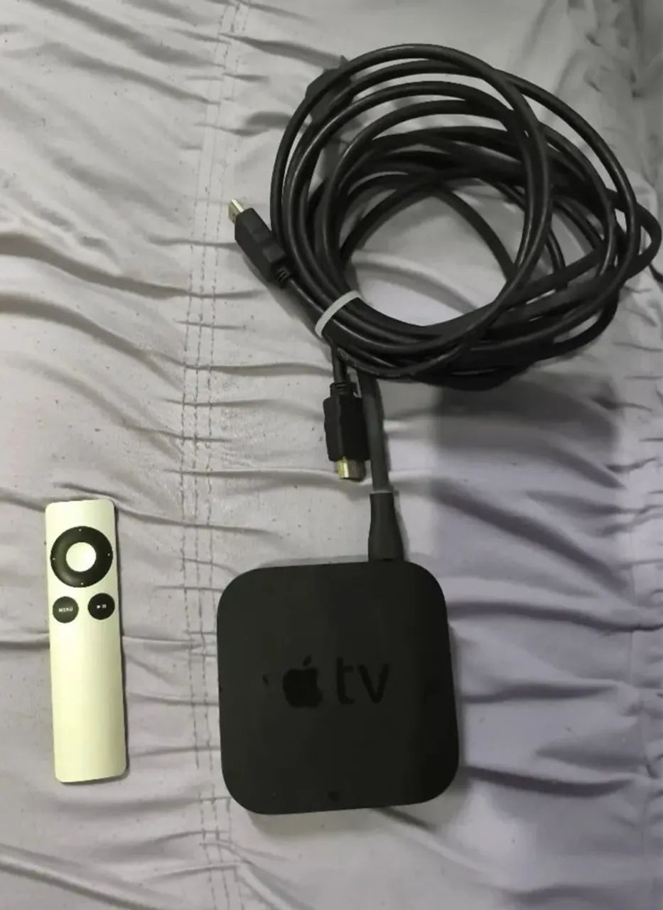 Apple TV 3 Geração com controle. 65734681448449120