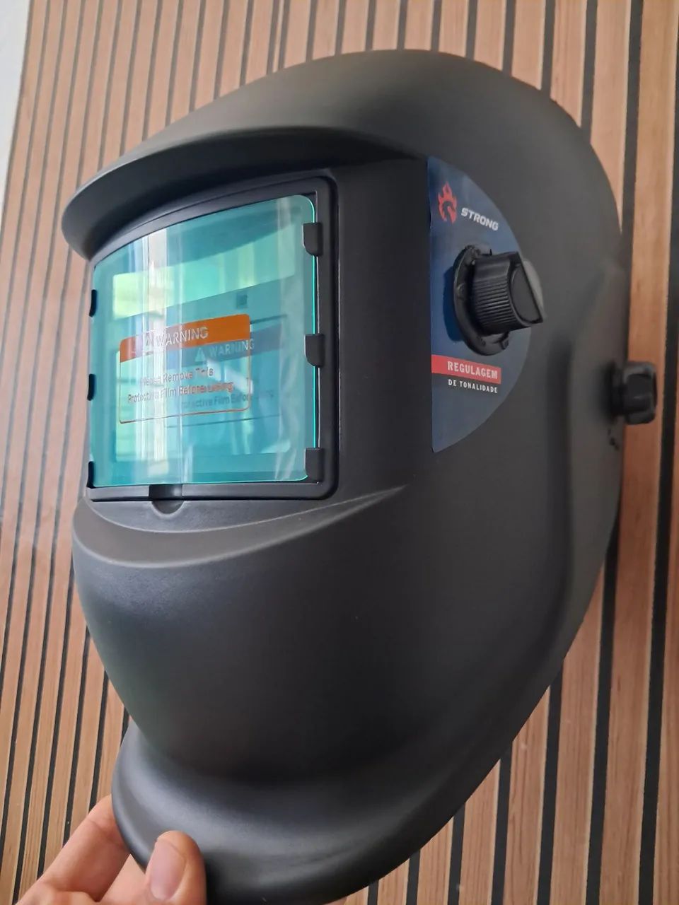 Mascara de escurecimento automático 