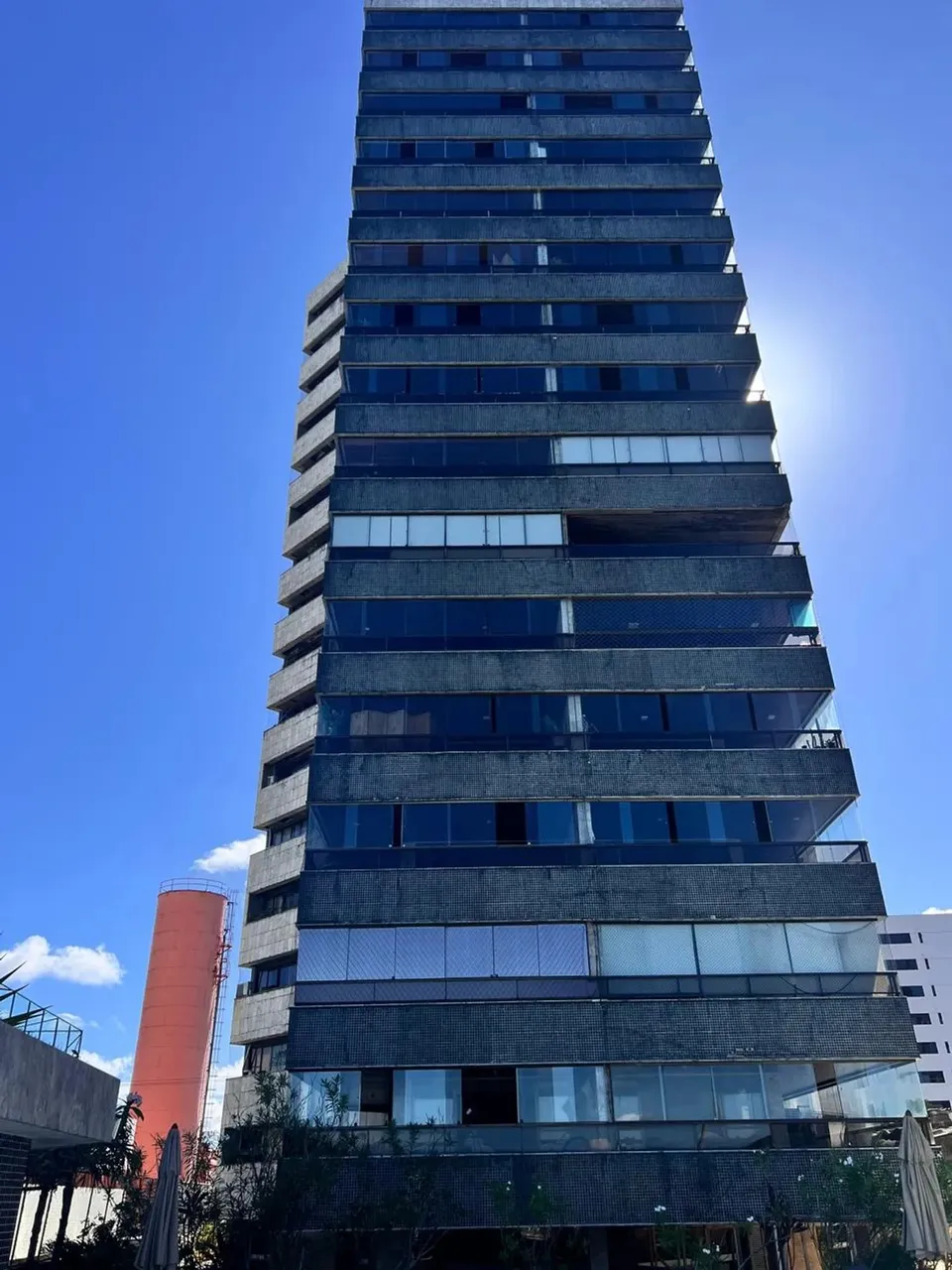 EDF. CIDADE DE OLINDA II 04 QUARTOS I 02 SUITES I 02 VAGAS I ANDAR ALTO I VENDA R$ 1.200,0