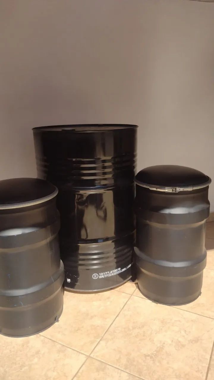 Mesa tambor com banquetas 64311790510595121