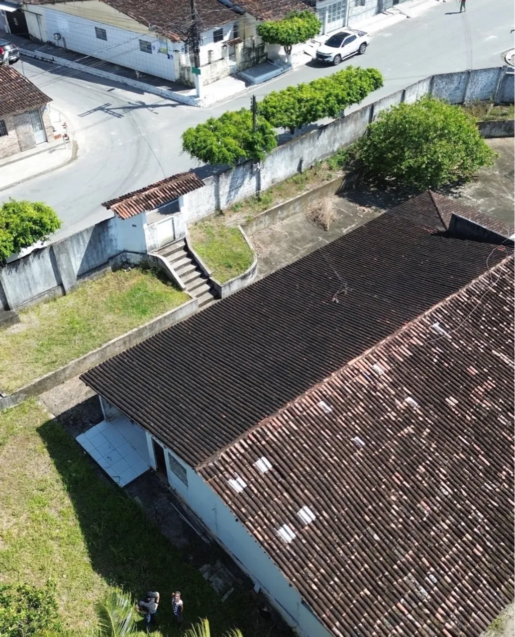 Casa na cidade de Santa Luzia do Norte com muito terreno