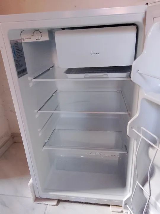 Vendo frigobar novo marca Midea   - Foto 2