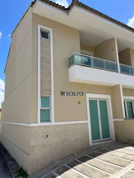 Casa com 3 dormitórios à venda, 76 m² por R$ 318.000,00 - Messejana - Fortaleza/CE