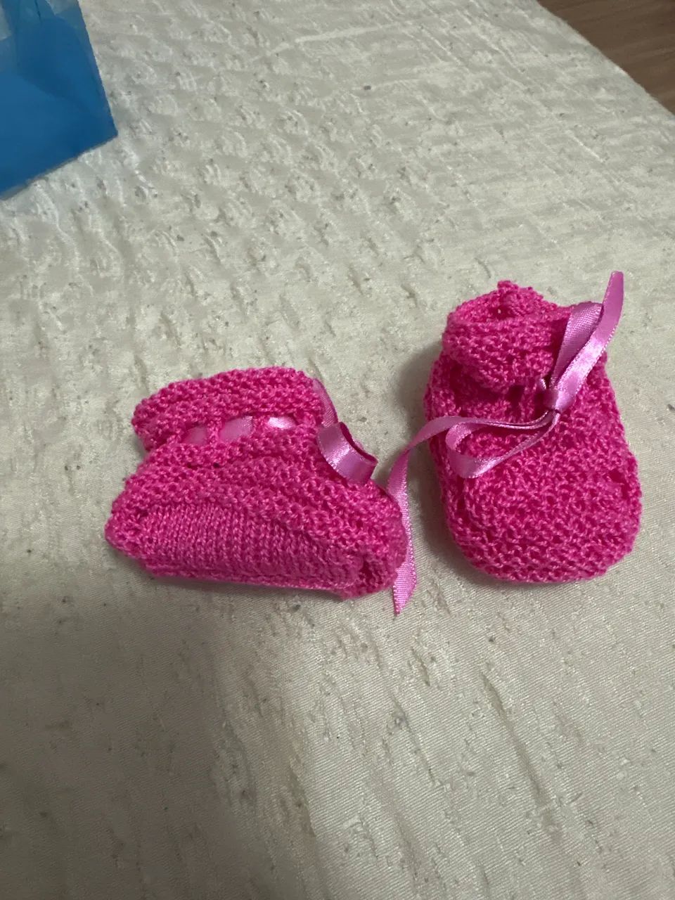 Sapatinho bebê recém nascido pink veste de0 a 3 meses  - Foto 2