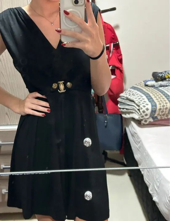 Vestido preto com detalhes em dourado - Foto 3