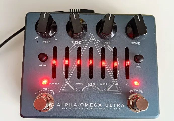 Pedal Preamp Darkglass Alpha-omega Ultra V2 (aux-in