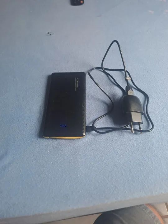 Carregador Universal USB Power Bank Pineng - Foto 3