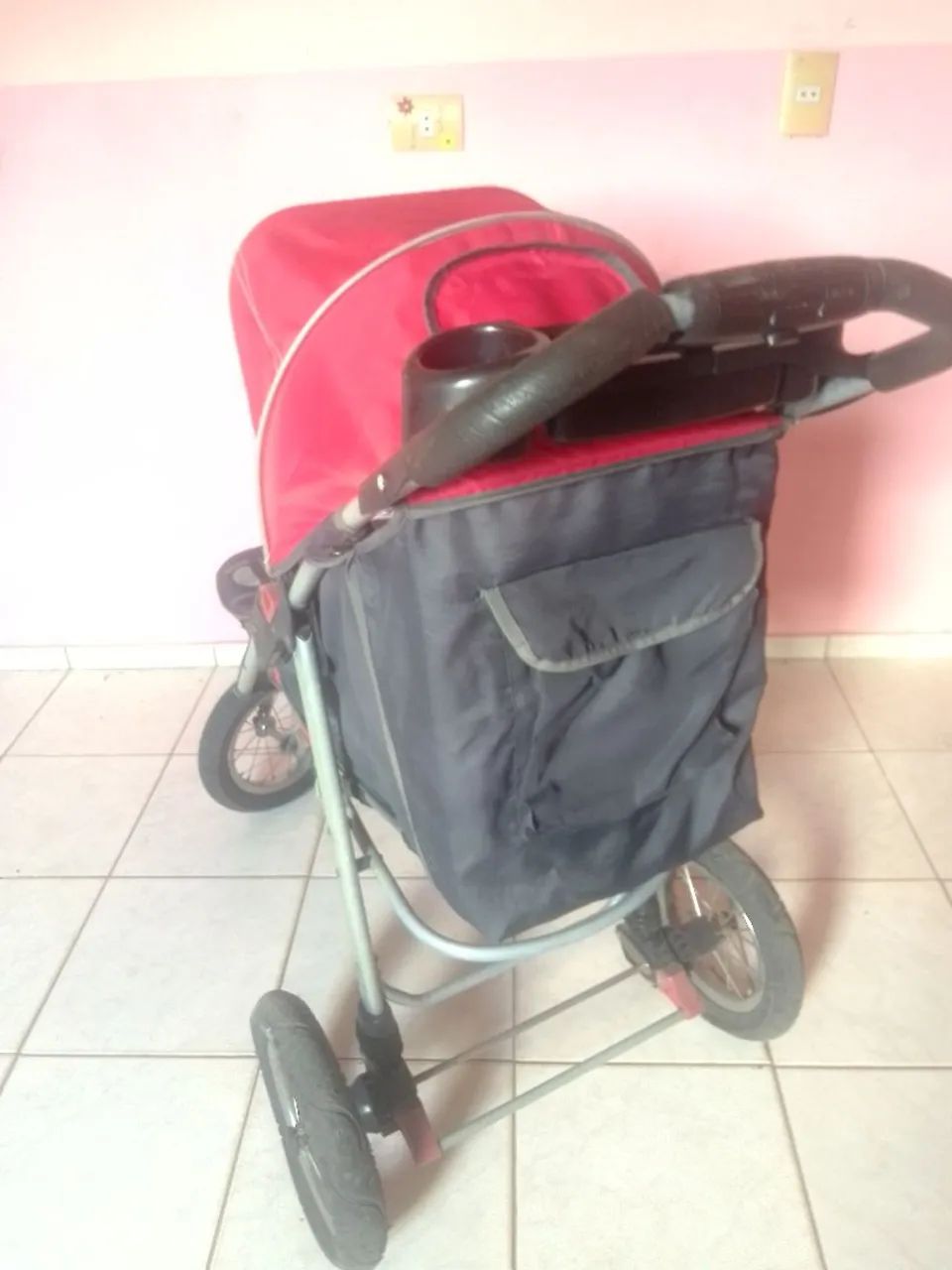 Carrinho de bebê semi novo - Foto 5