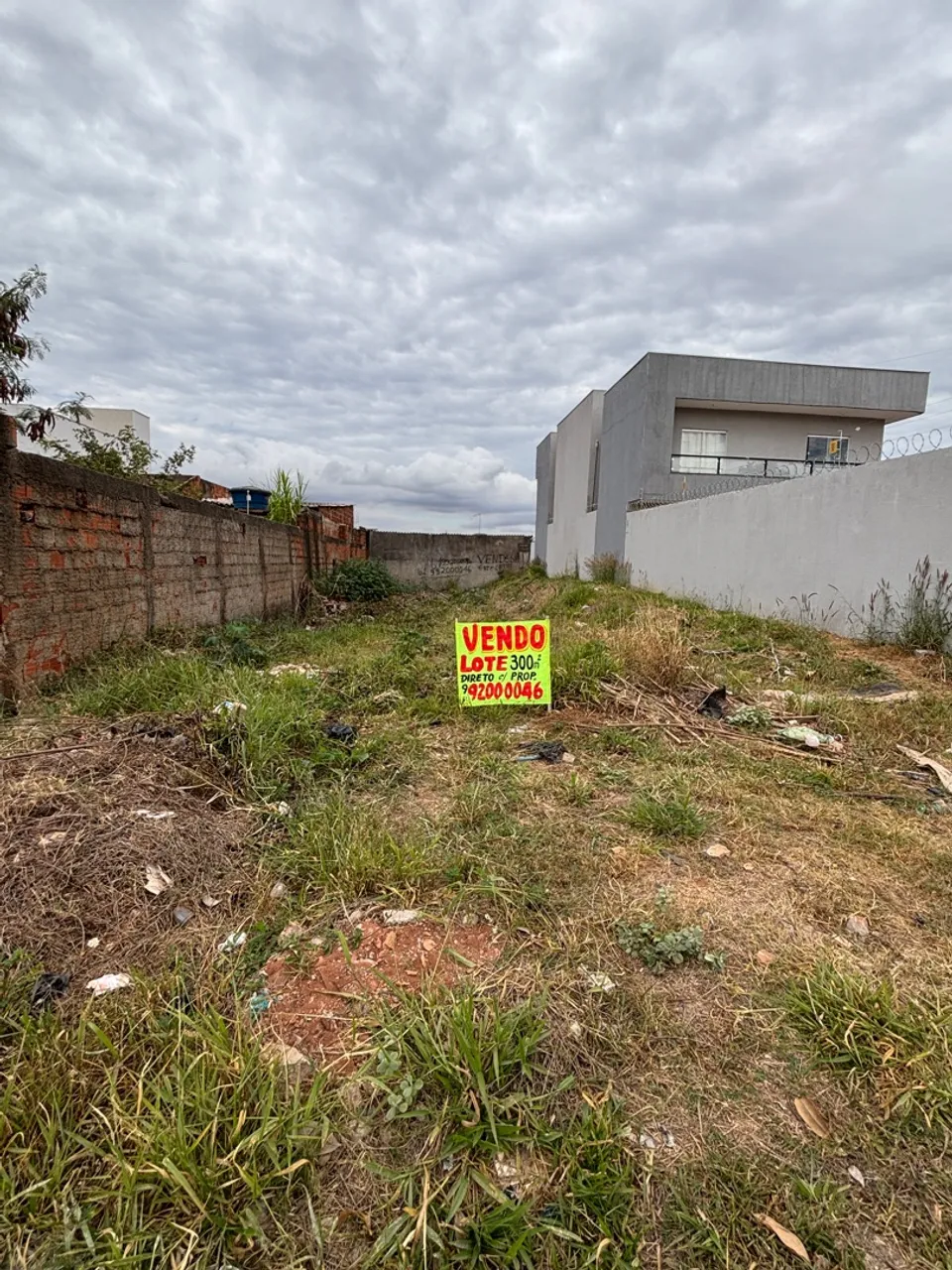 Lote de 300m2 a venda em águas linda setor residencial sol nascente.
