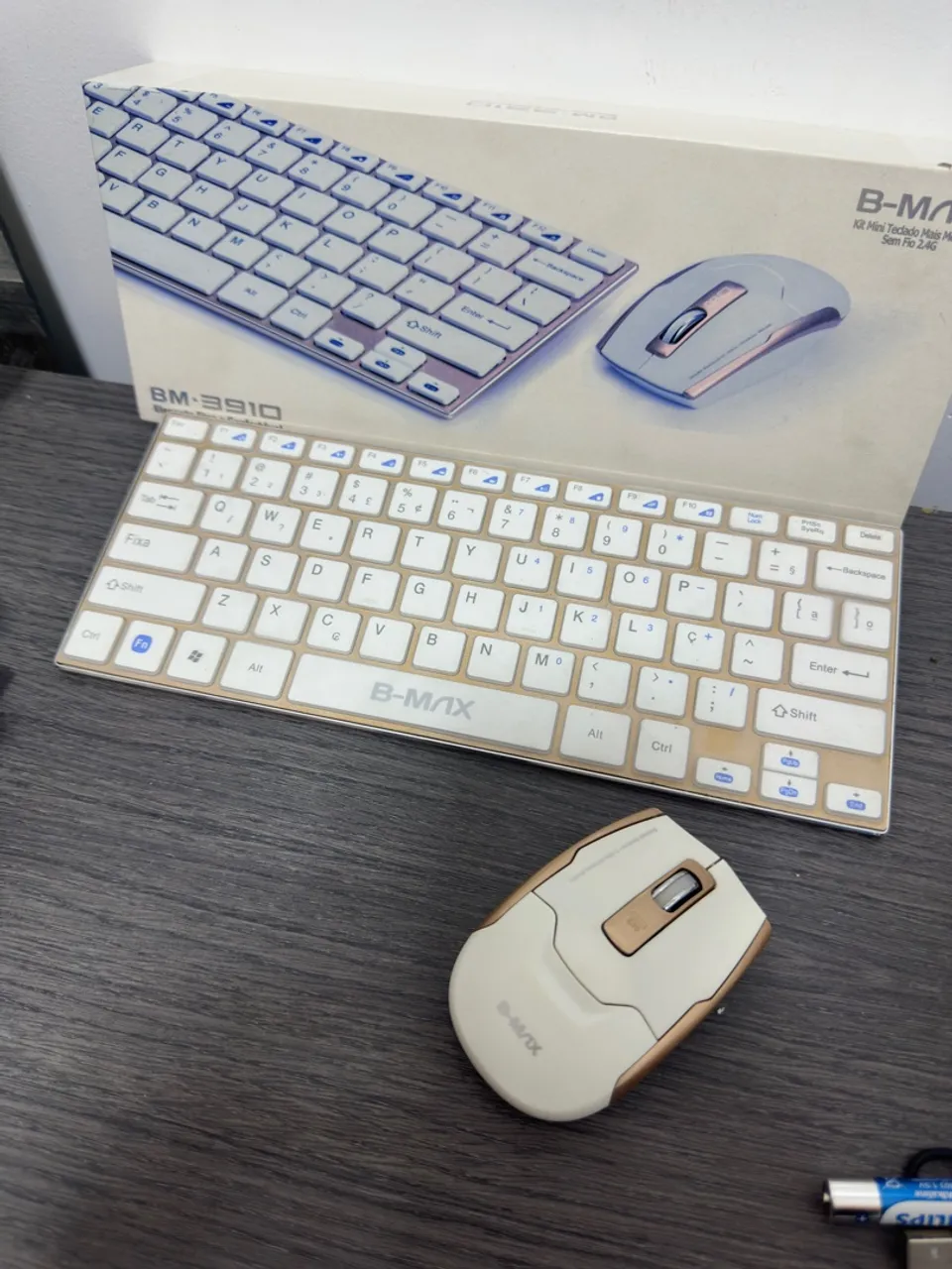 Teclado e mouse sem fio
