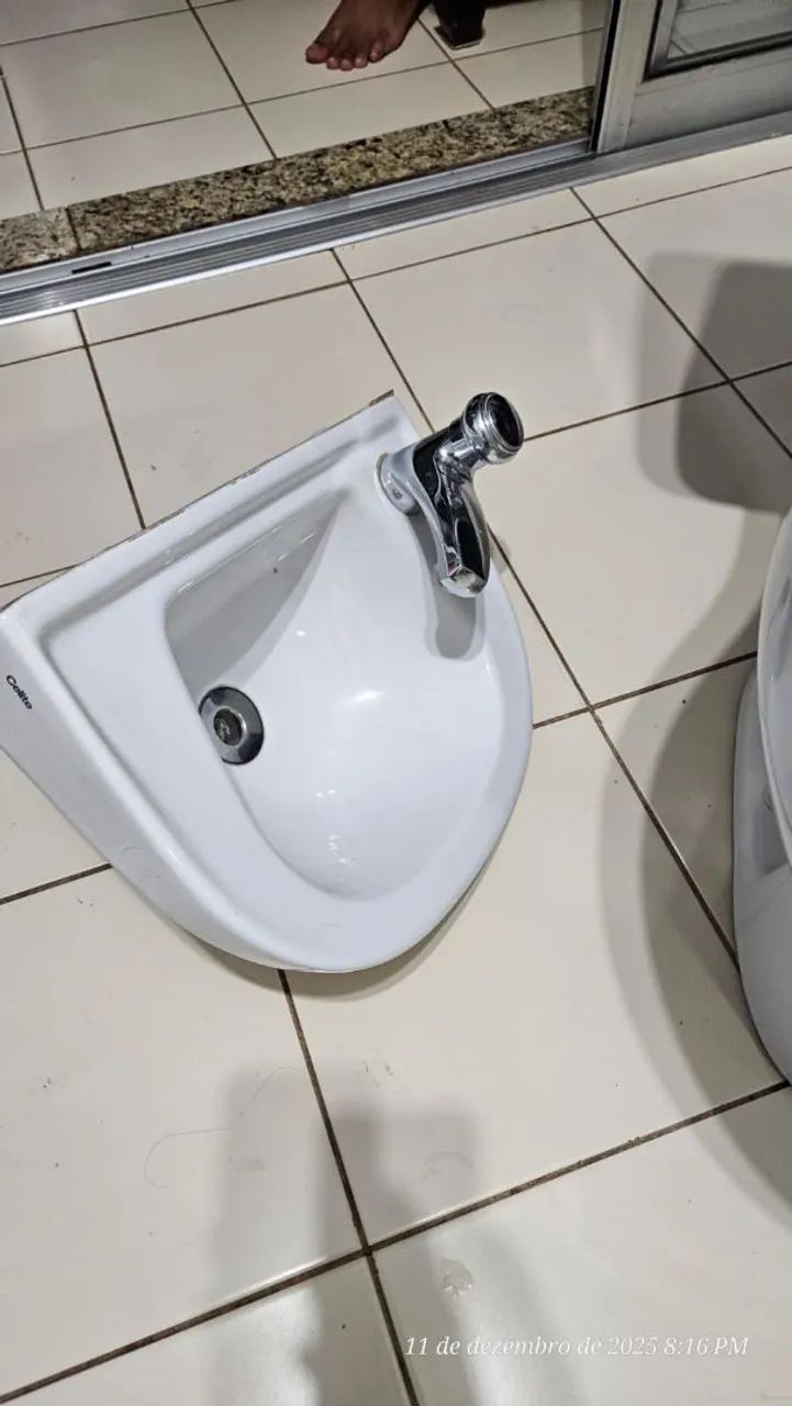 Conjunto de banheiro64706578283650123