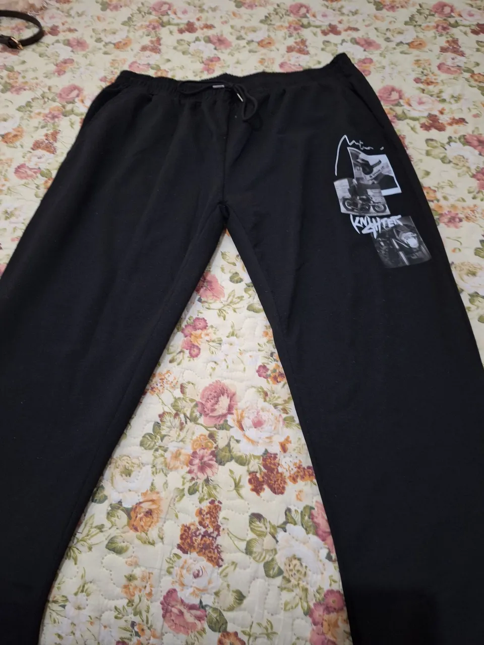 Calça de Moletom XXL Preta com Estampa