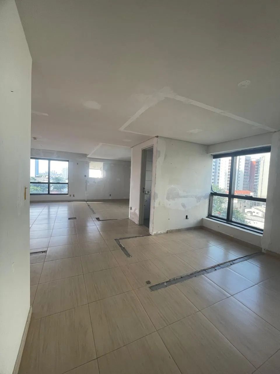 ALUGA-SE  SALAS  COMERCIAIS EM BOA VIAGEM - Foto 4